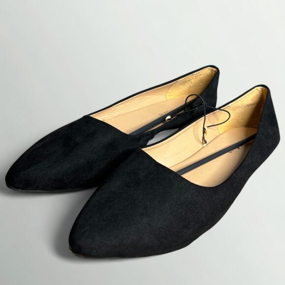 Bella Marie Angie Pointy Toe Slip On Classic Ballet Flats in Black - Picture 5 of 7